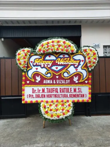 Papan Bunga Pernikahan manis jaya